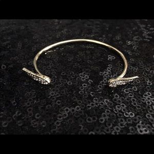 Victoria's Secret Jewelry - Victoria’s Secret Angel wings bracelet Victoria's Secret Jewelry - Victoria’s Secret Angel wings bracelet